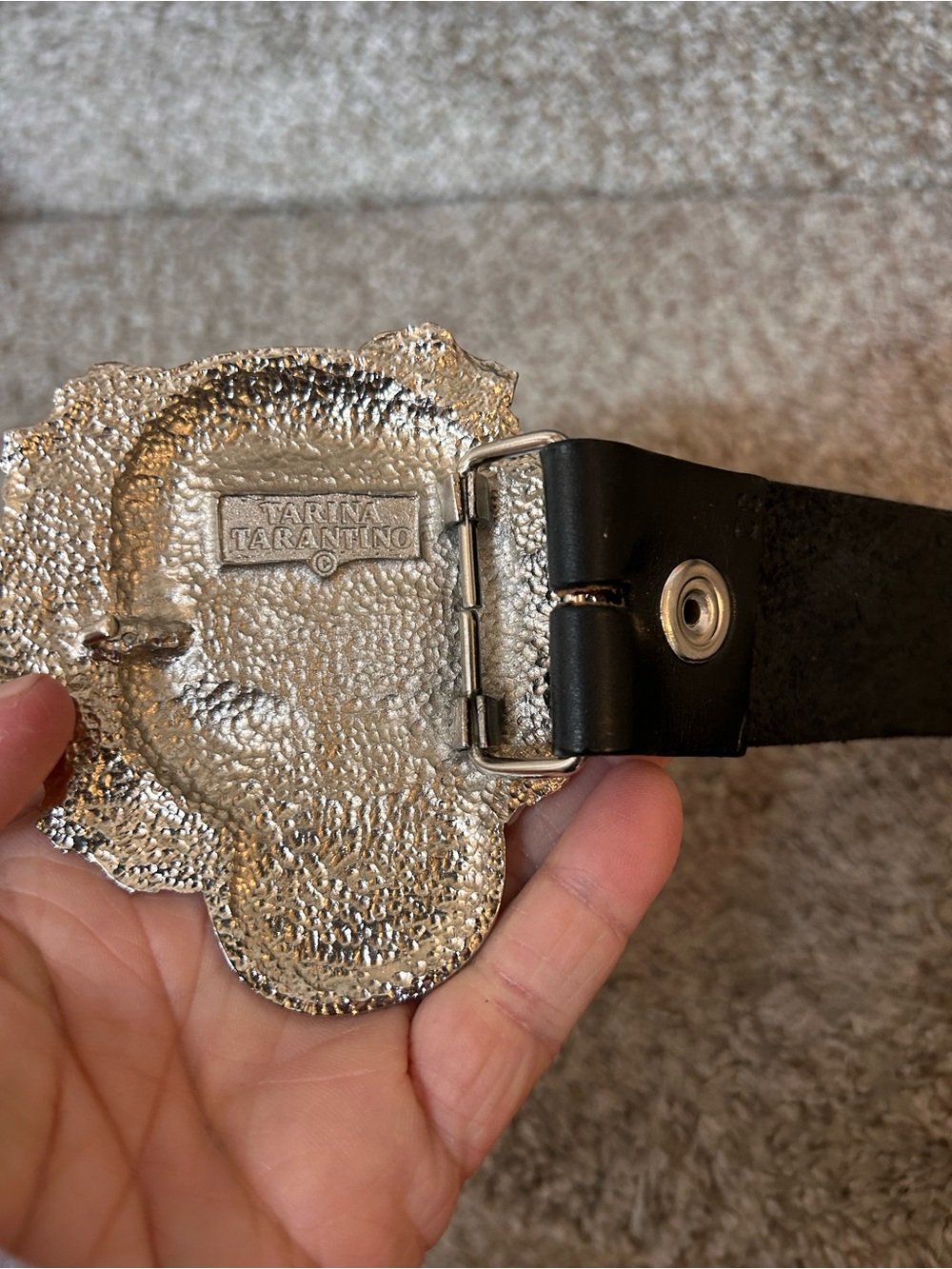 Tarina Tarantino Skull & Roses Swarovski Crystal Belt Buckle. Gothic Glam. EUC. - Picture 3 of 9